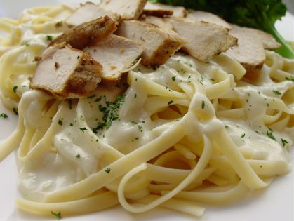 Seriously Better than Olive Garden Alfredo Sauce