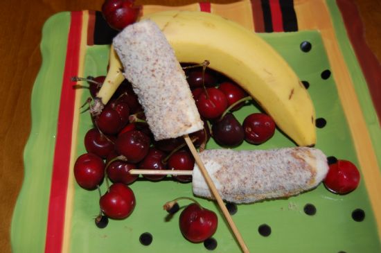 100-Calorie Banana Split Pops