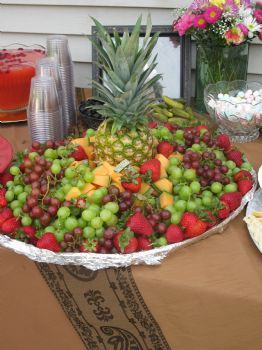 graduation fruit tray