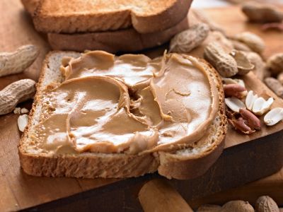 Homemade Peanut Butter