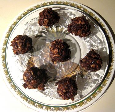 Chocolate Oatmeal Balls