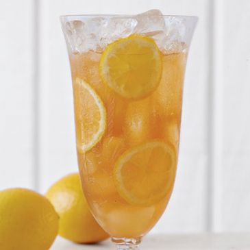 Pineapple & Clove Tea Cooler