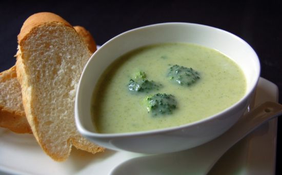 Image of Creamy Broccoli Soup - From Idiot's Guide To Raw Food, Spark Recipes