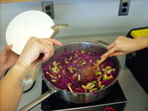 Image of Braised Red Cabbage With Apples And Wine, Spark Recipes