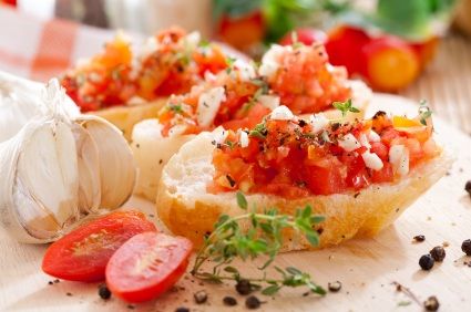 Fresh No-Cook Tomato Sauce