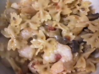 Image of Farfalle With Mushrooms, Sun-dried Tomato Pesto And Shrimp, Spark Recipes